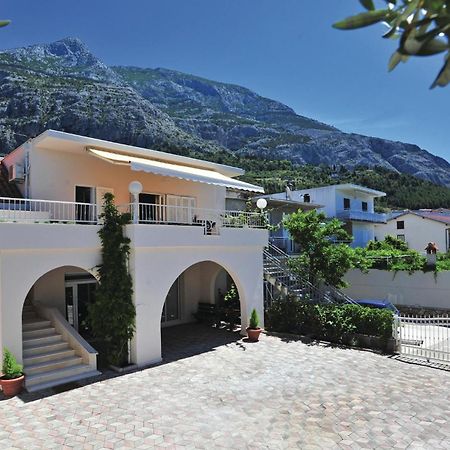 3 Bedroom Gorgeous Home In Makarska Esterno foto